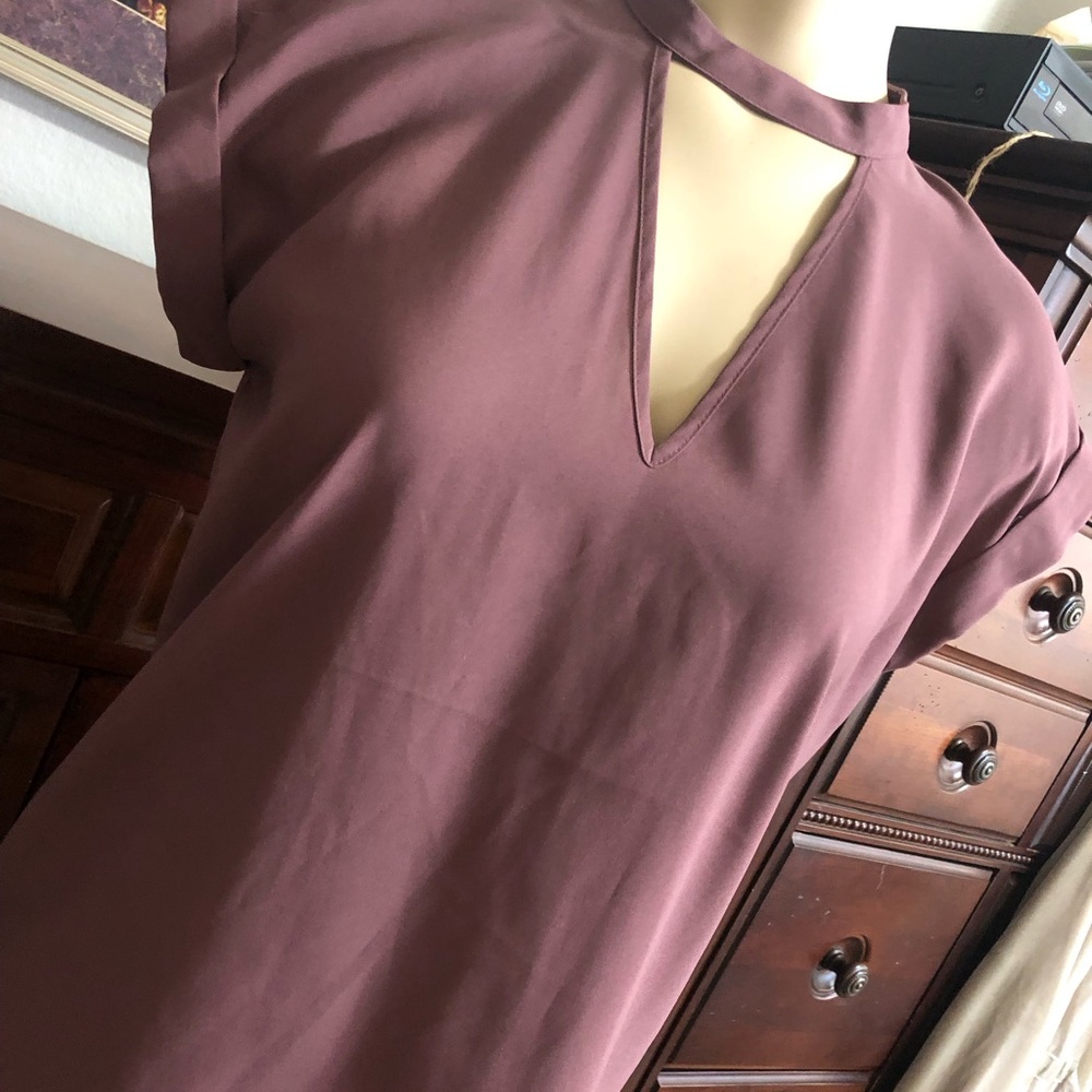 EXPRESS v neck cutout blouse